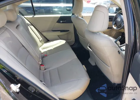 2016 Honda Accord Ex-L V-6 z USA, uszkodzony, nr VIN 1HGCR3F82GA030074